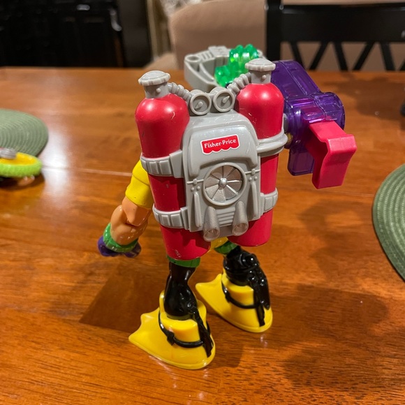 Vintage 1999 Rescue Hero, Gil Gripper, Scuba Diver with accessories. - Picture 4 of 7